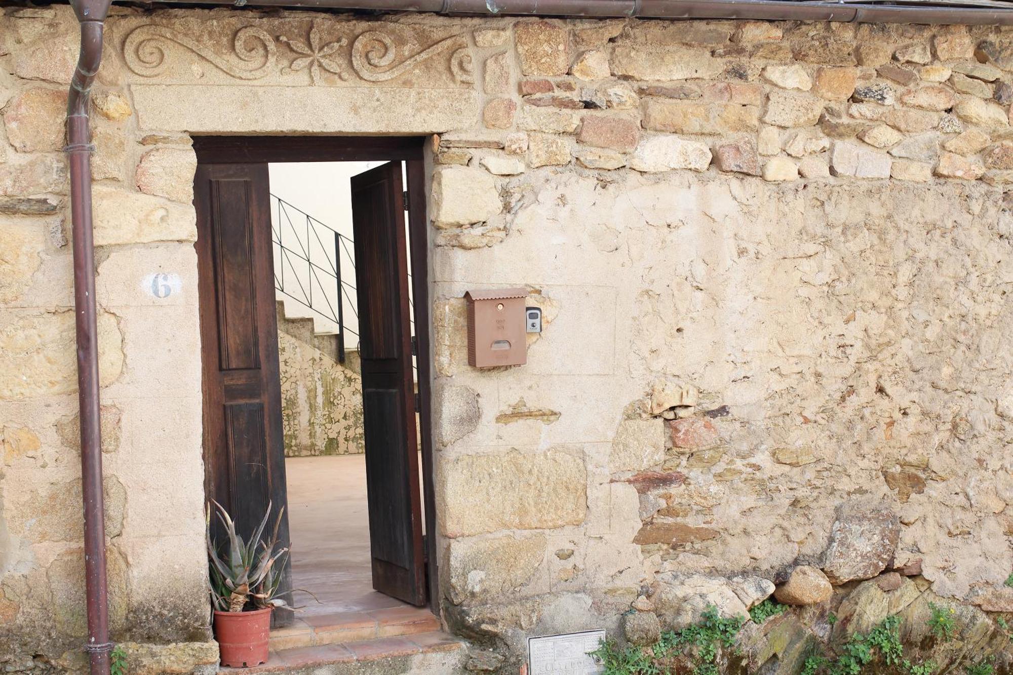 La Grulla Gris Guest House Perales del Puerto Екстериор снимка